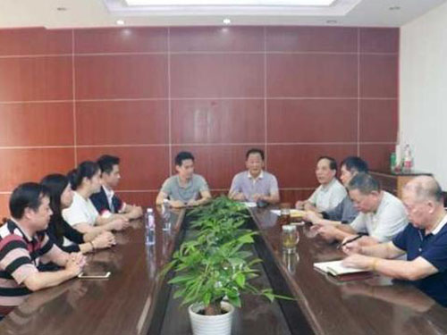 湖南“老年希望工程”公益新项目举行签约仪式